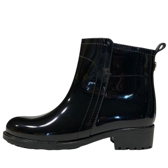Nicole Miller Shiny Patent Leather Ankle Rain Boots (size 6)🌹 - Picture 12 of 13